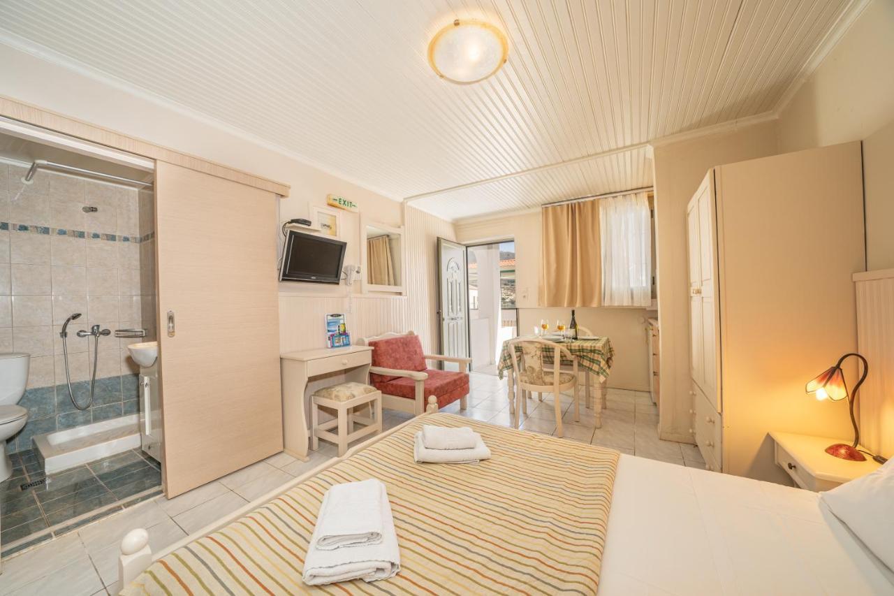 Makis Village-Apartments Agia Efimia 외부 사진