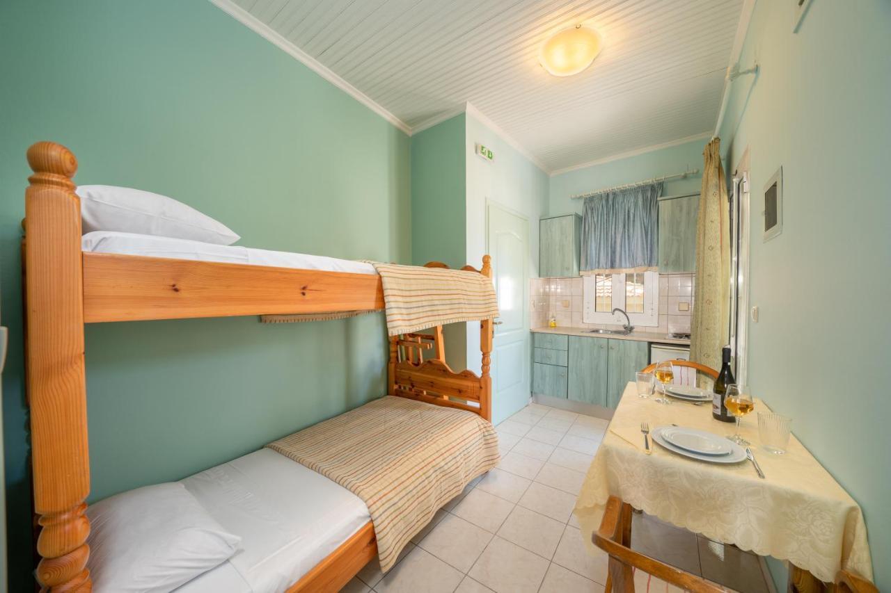 Makis Village-Apartments Agia Efimia 외부 사진