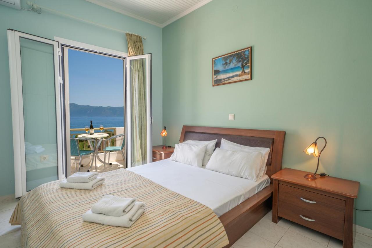 Makis Village-Apartments Agia Efimia 외부 사진